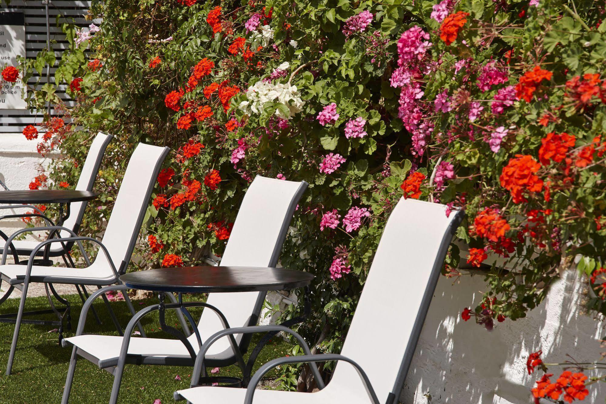 Spetses Retreat Accommodation ภายนอก รูปภาพ