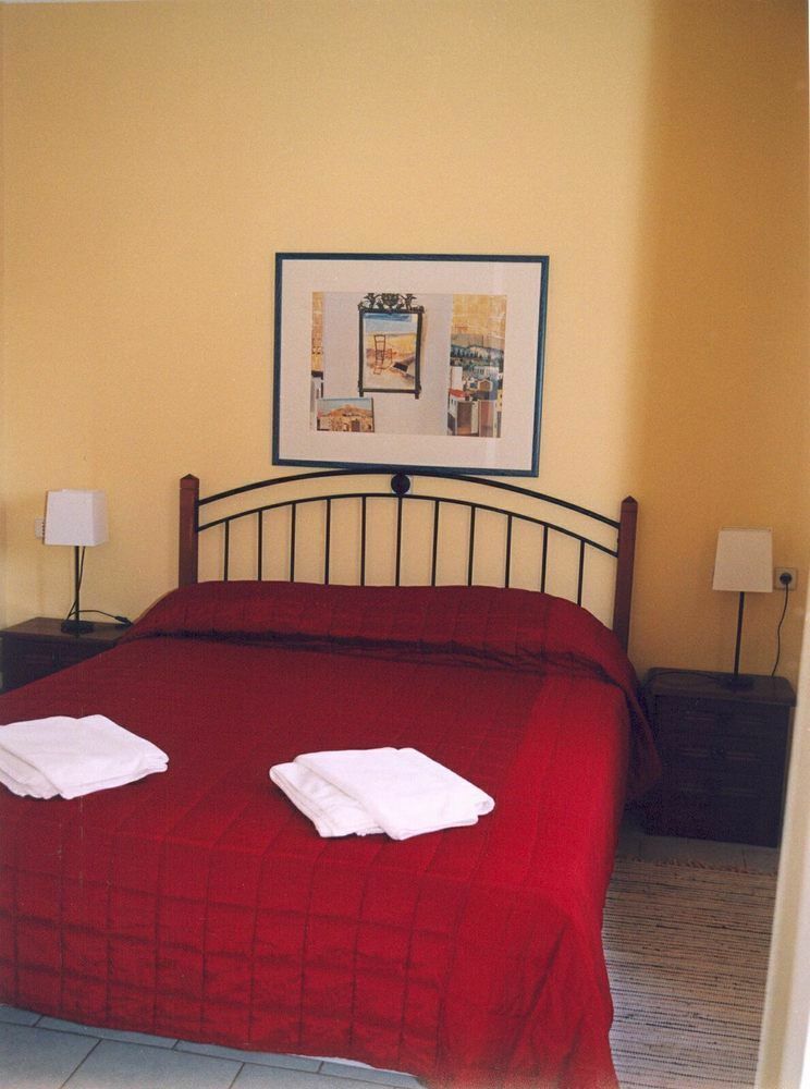 Spetses Retreat Accommodation ภายนอก รูปภาพ